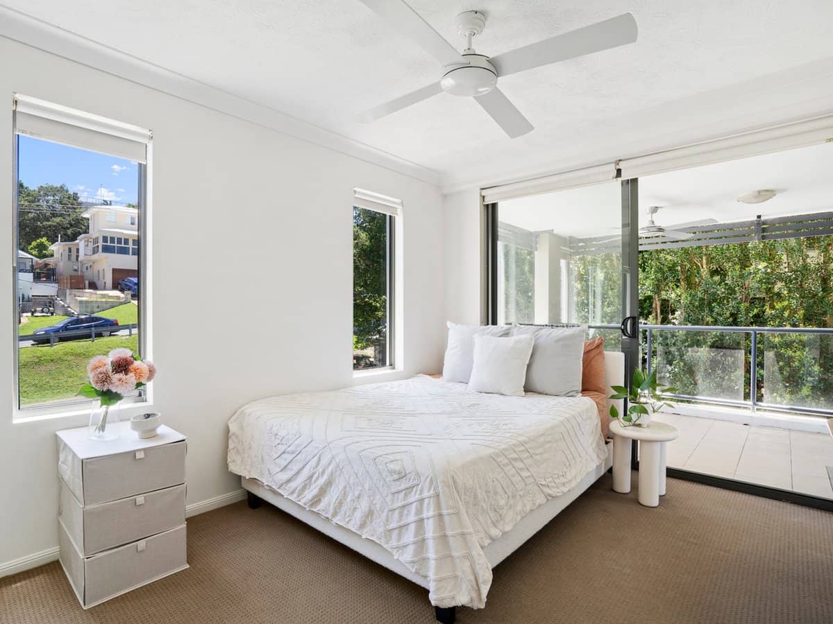 66 Mclean Street, COOLANGATTA - Thumbnail 17