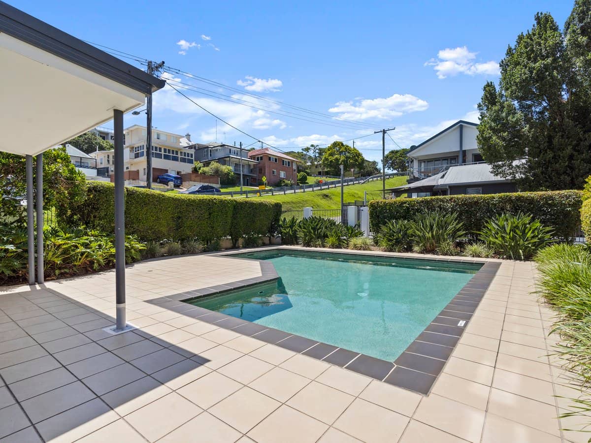 66 Mclean Street, COOLANGATTA - Thumbnail 23