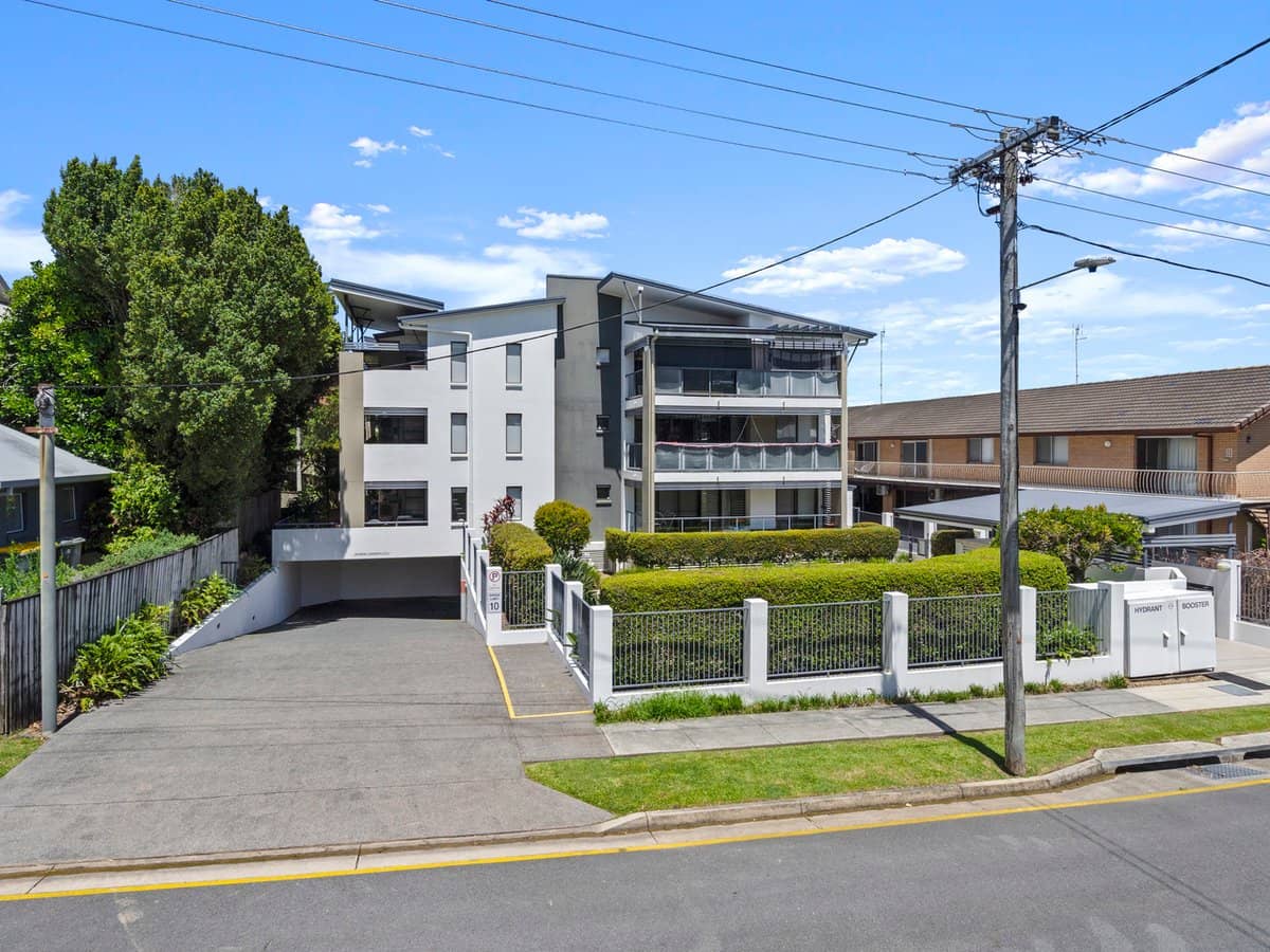 66 Mclean Street, COOLANGATTA - Thumbnail 26