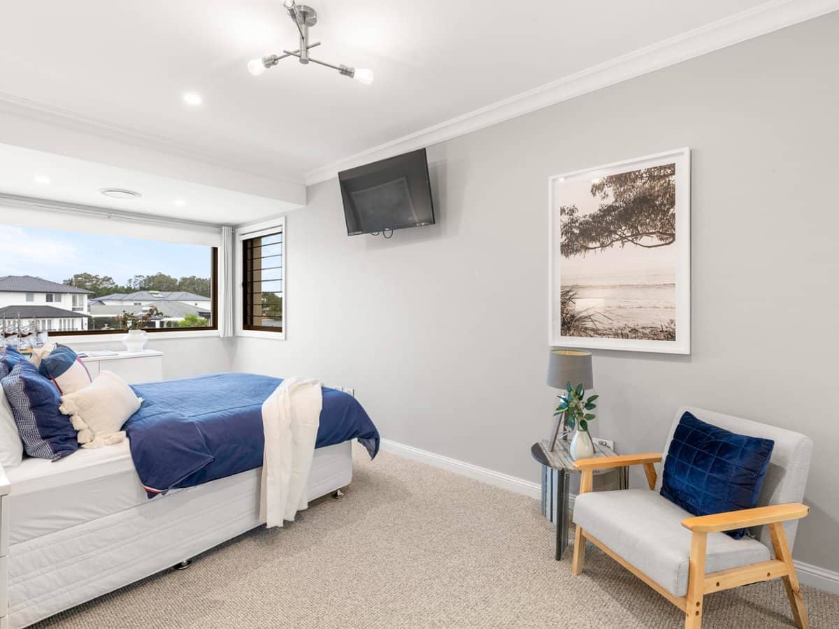 73 Campbell Street, BUNDALL - Thumbnail 17