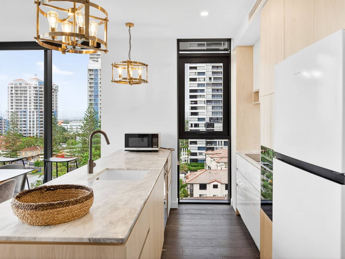 185 Old Burleigh Road, BROADBEACH - Thumbnail 5