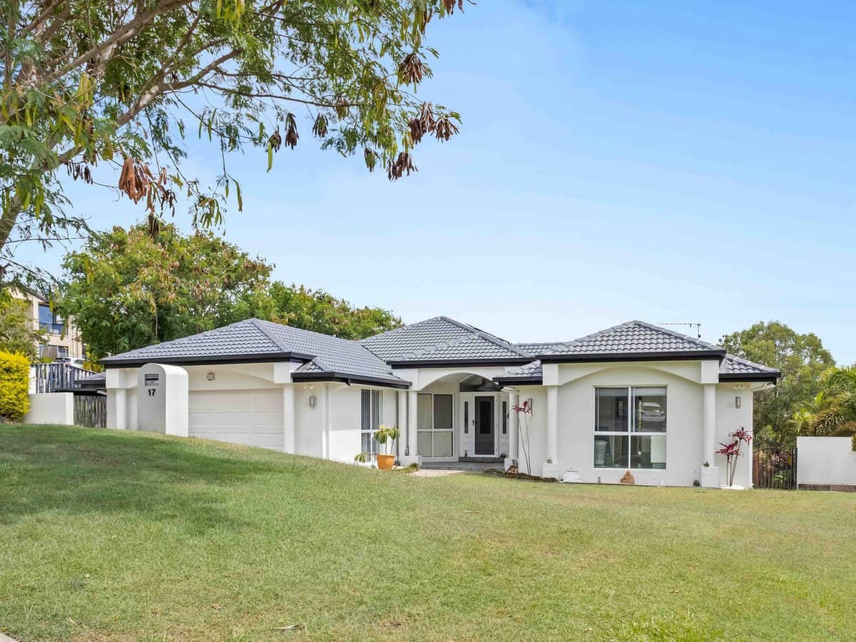 17 Yaldara Street, Pacific Pines - Thumbnail 4