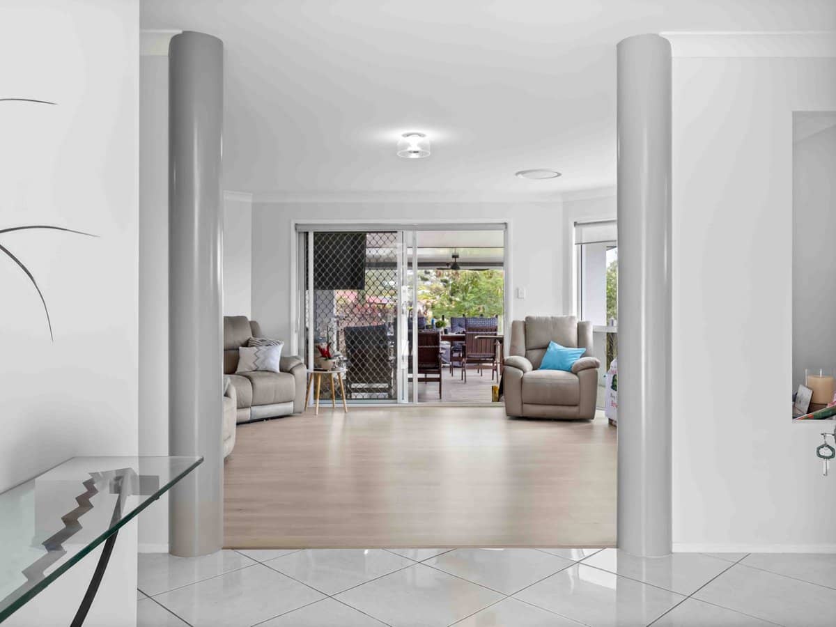 17 Yaldara Street, Pacific Pines - Thumbnail 8