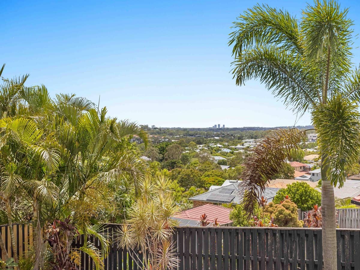 17 Yaldara Street, Pacific Pines - Thumbnail 16