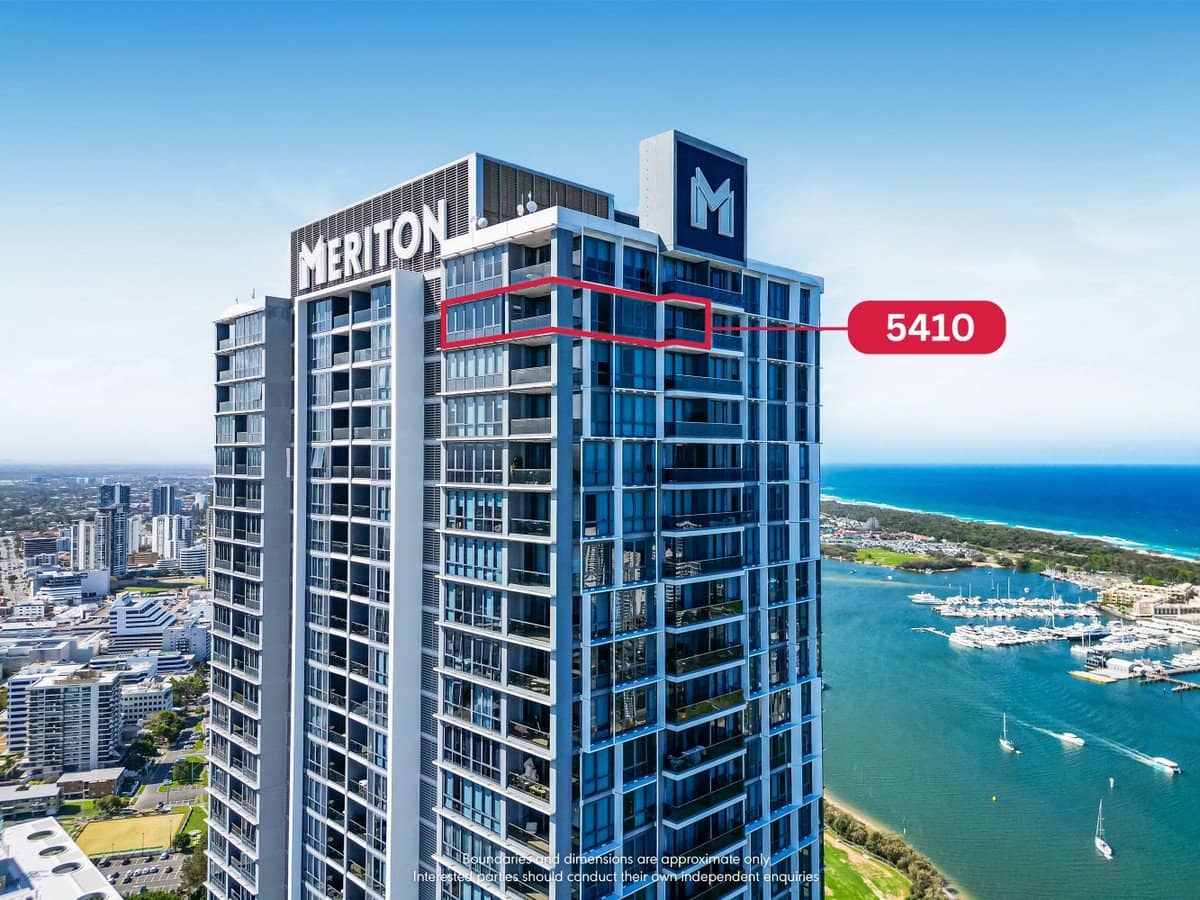 2 Como Crescent, Southport - Thumbnail 2