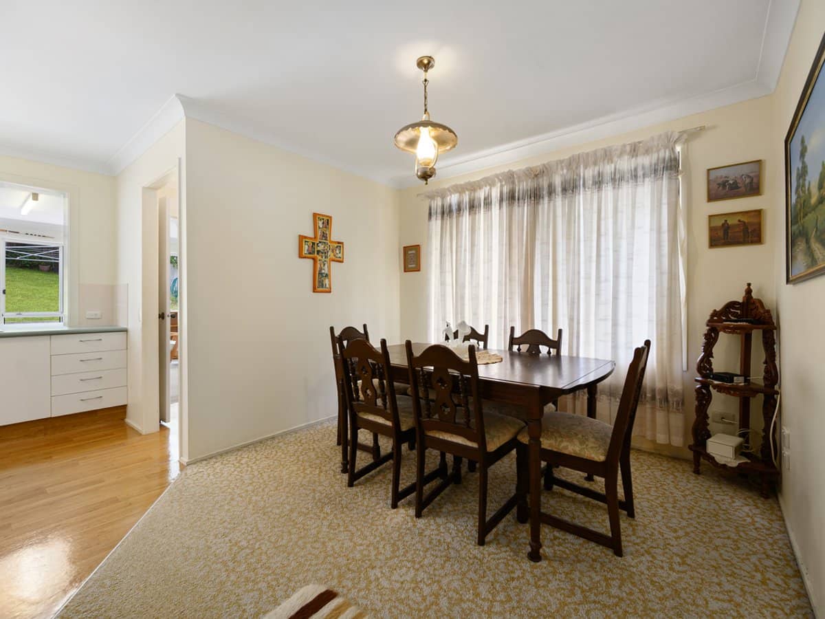 18 Macquarie Avenue, Molendinar - Thumbnail 3