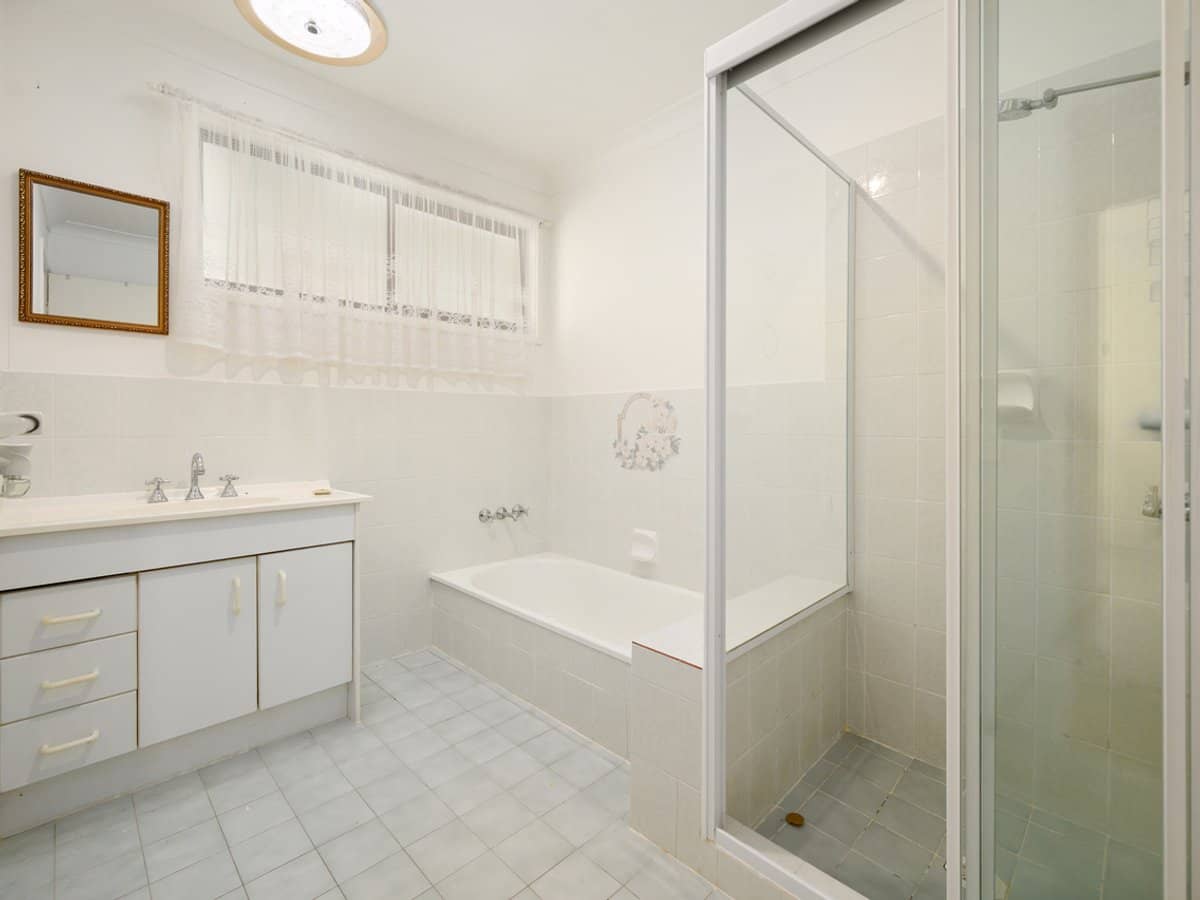 18 Macquarie Avenue, Molendinar - Thumbnail 7