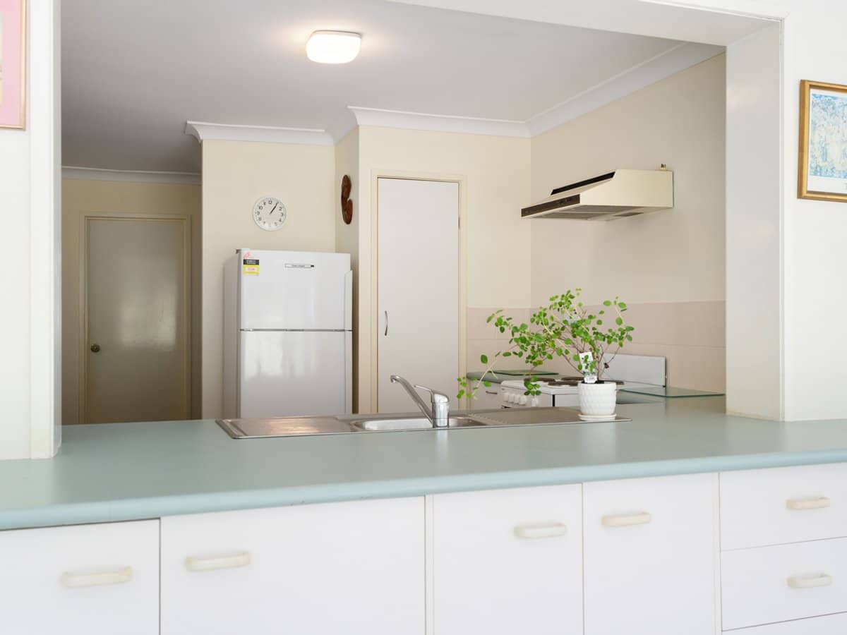 18 Macquarie Avenue, Molendinar - Thumbnail 9