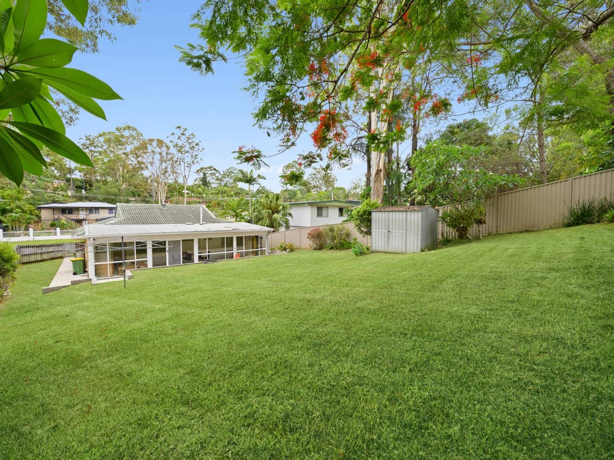 18 Macquarie Avenue, Molendinar - Thumbnail 12