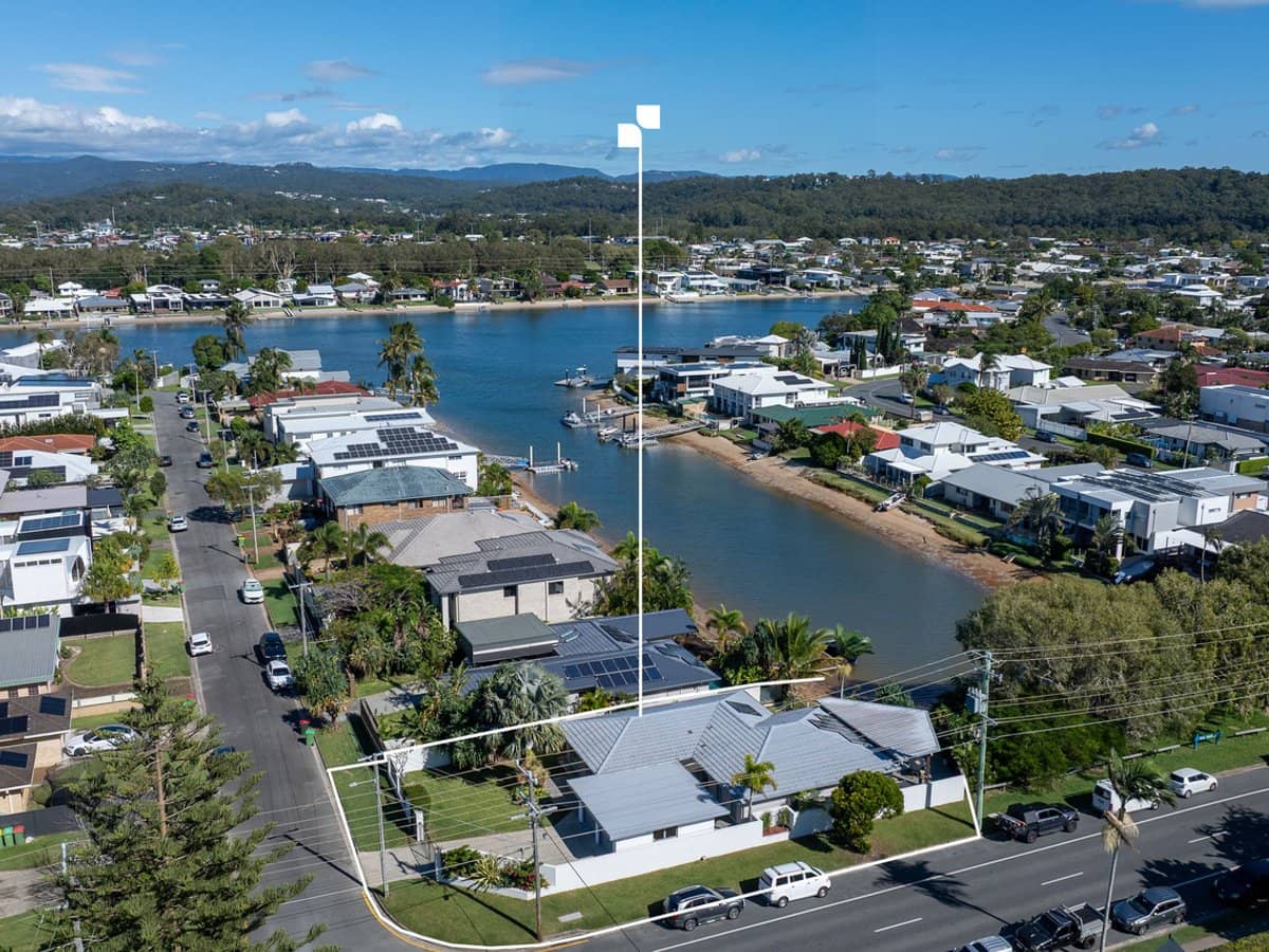 1 Marlin Court, Palm Beach - Thumbnail 1