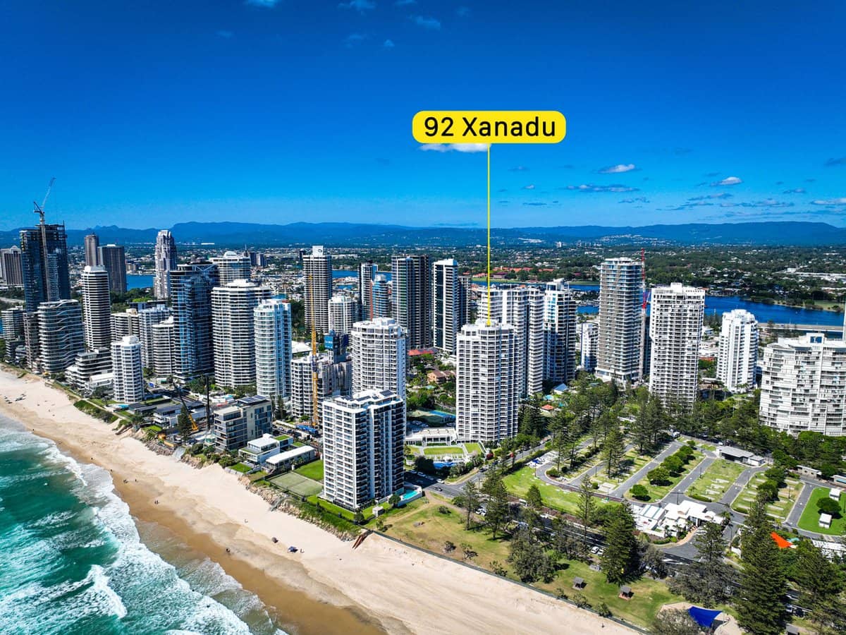 59 Pacific Street, Main Beach - Thumbnail 2