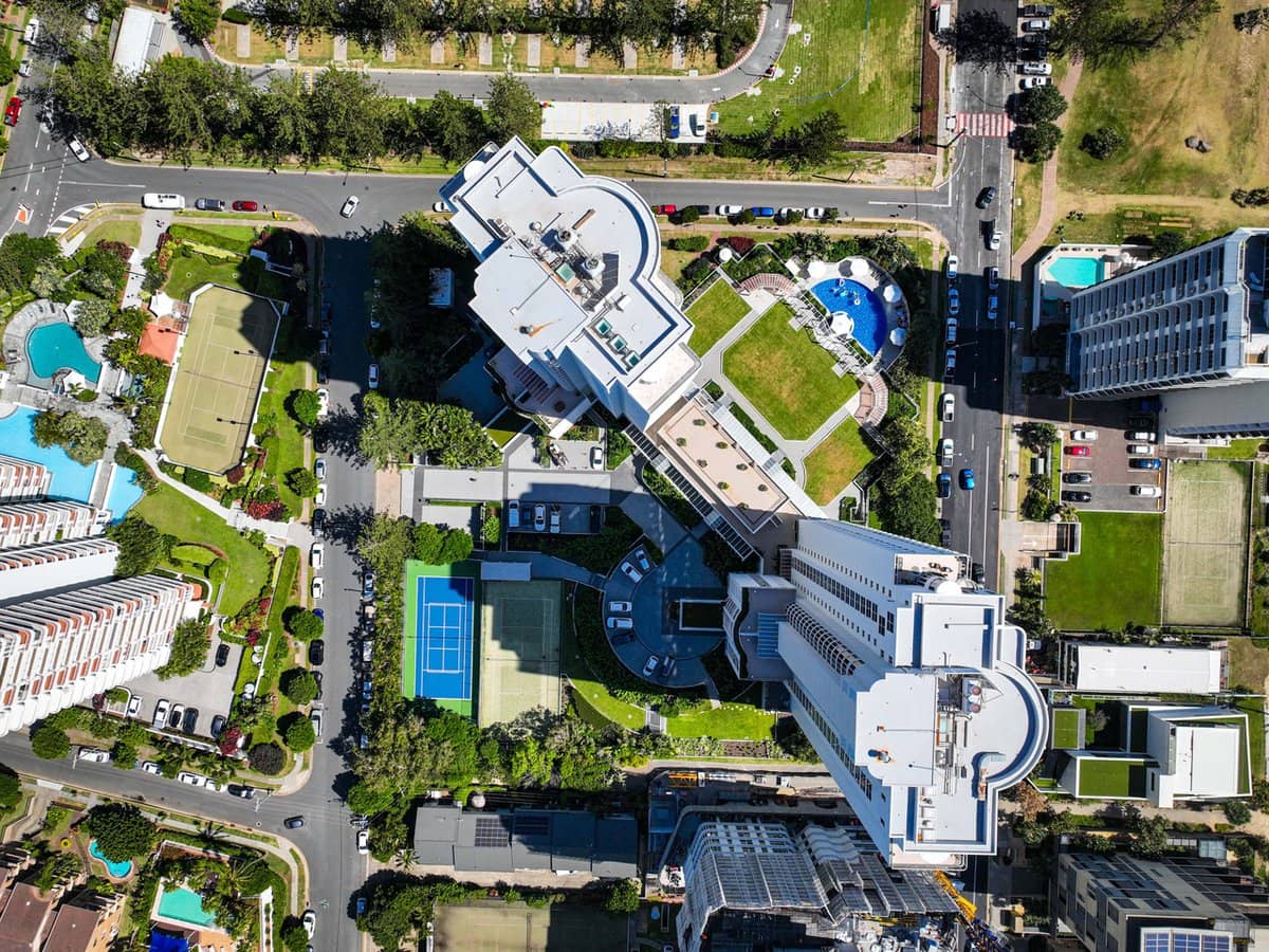 59 Pacific Street, Main Beach - Thumbnail 24