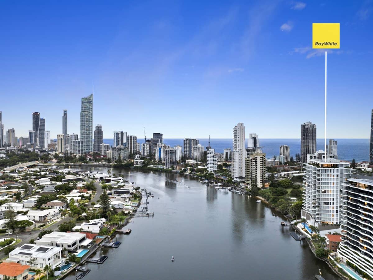 1 Cannes Avenue, SURFERS PARADISE - Thumbnail 4