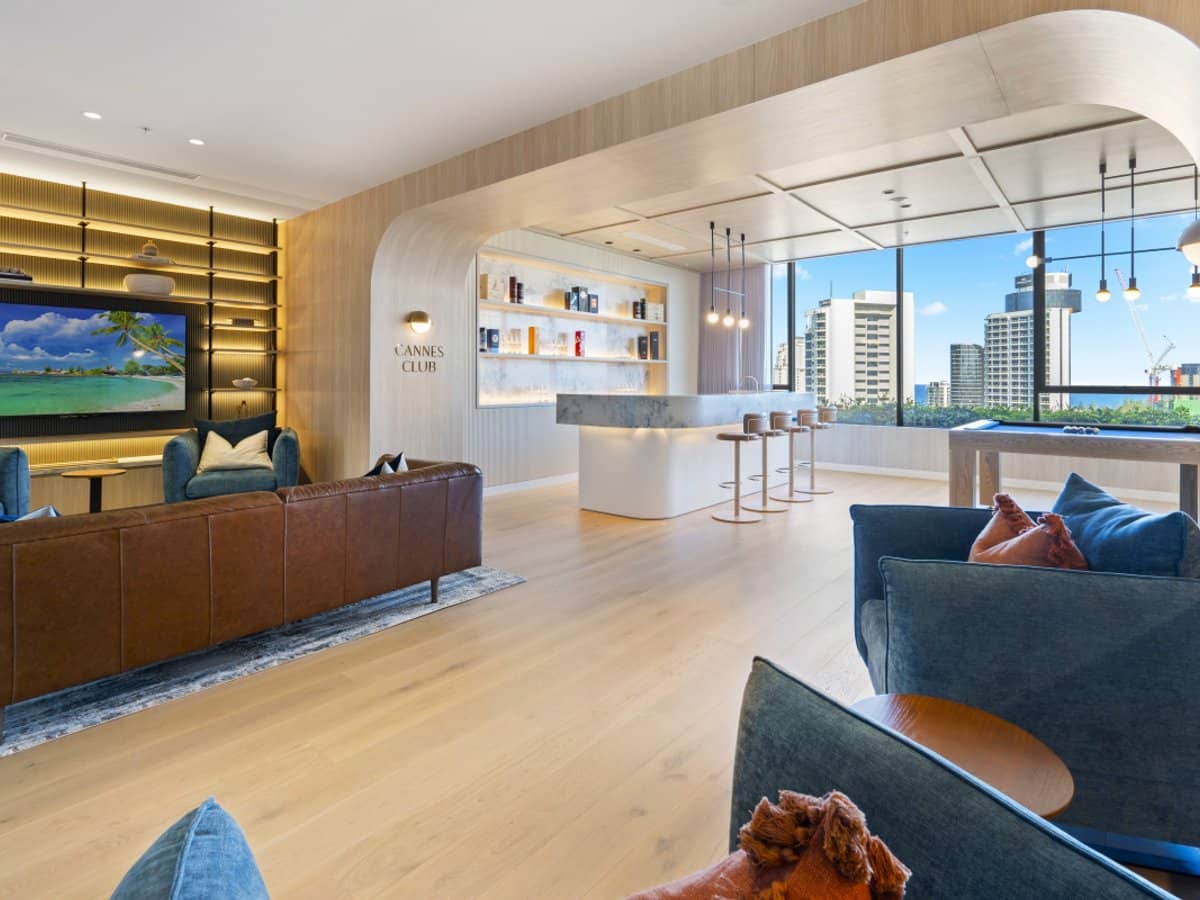 1 Cannes Avenue, SURFERS PARADISE - Thumbnail 17