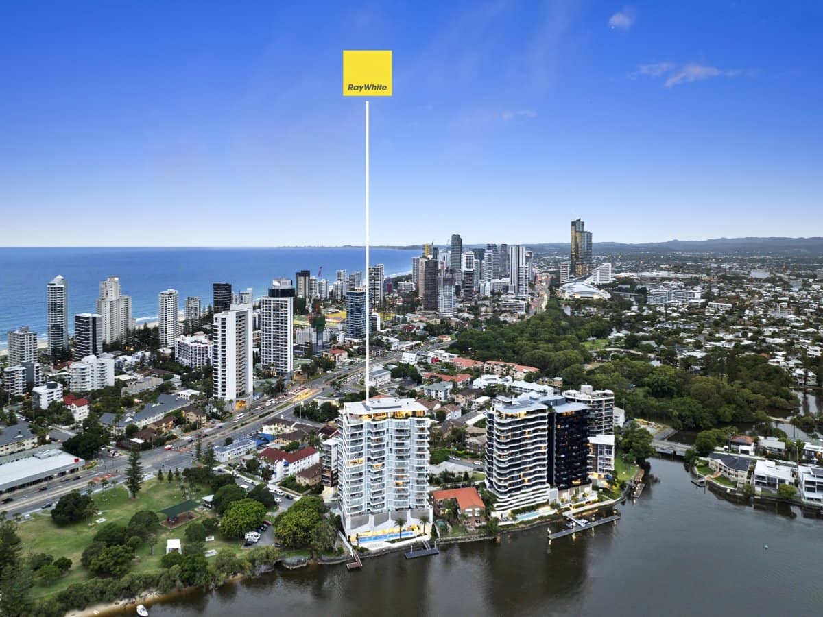 1 Cannes Avenue, SURFERS PARADISE - Thumbnail 19
