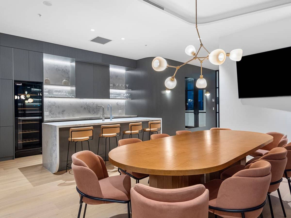 1 Cannes Avenue, SURFERS PARADISE - Thumbnail 22