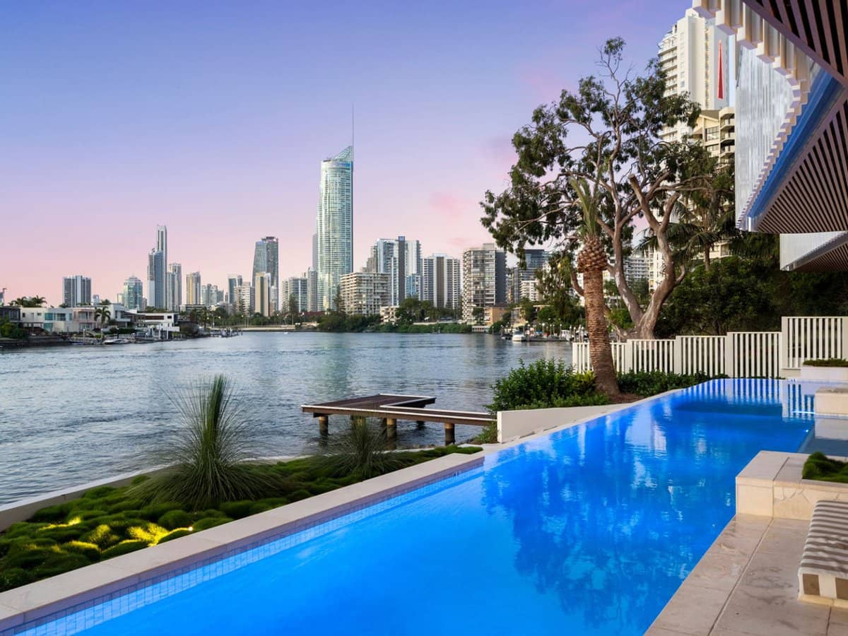 1 Cannes Avenue, SURFERS PARADISE - Thumbnail 27