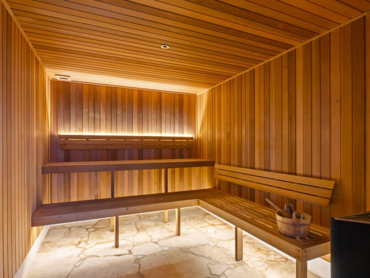 1 Cannes Avenue, SURFERS PARADISE - Thumbnail 33