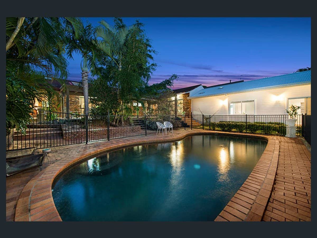 58 Hillview Parade, ASHMORE - Thumbnail 20