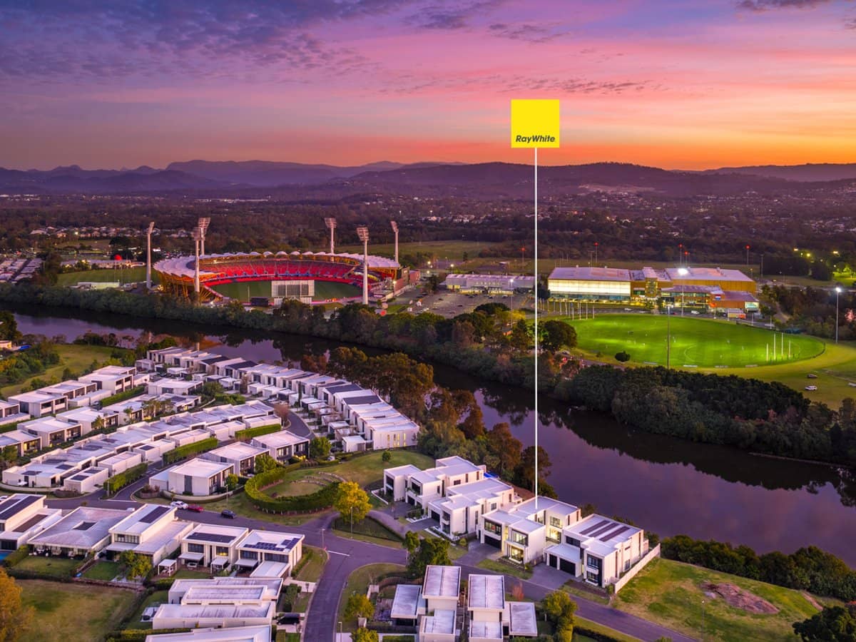 25 The Boulevarde, BENOWA - Thumbnail 34