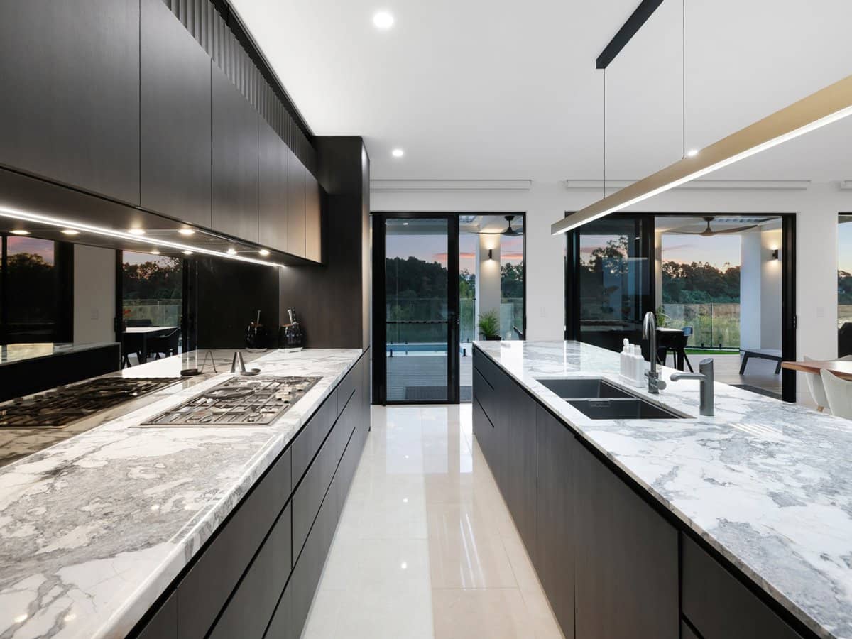 25 The Boulevarde, BENOWA - Thumbnail 11