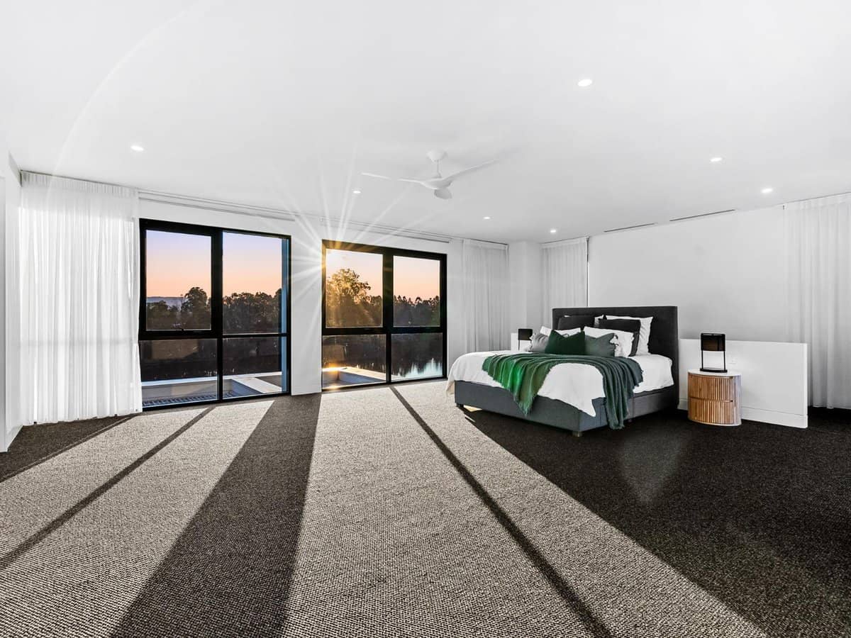 25 The Boulevarde, BENOWA - Thumbnail 25