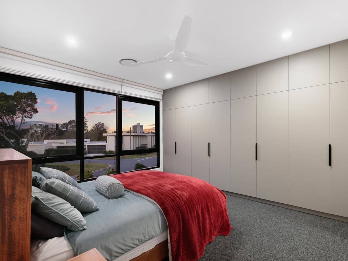 25 The Boulevarde, BENOWA - Thumbnail 29