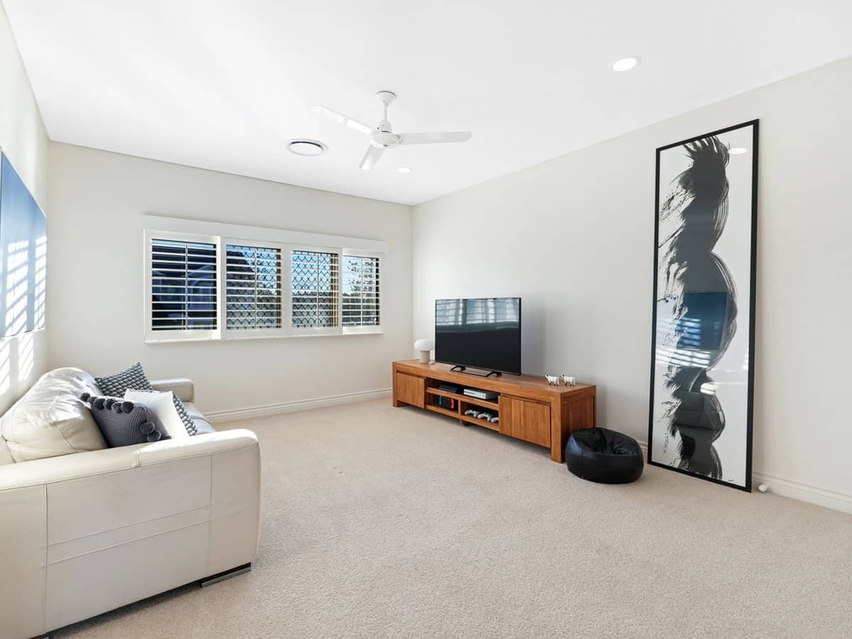 102 Commodore Drive, PARADISE WATERS - Thumbnail 30