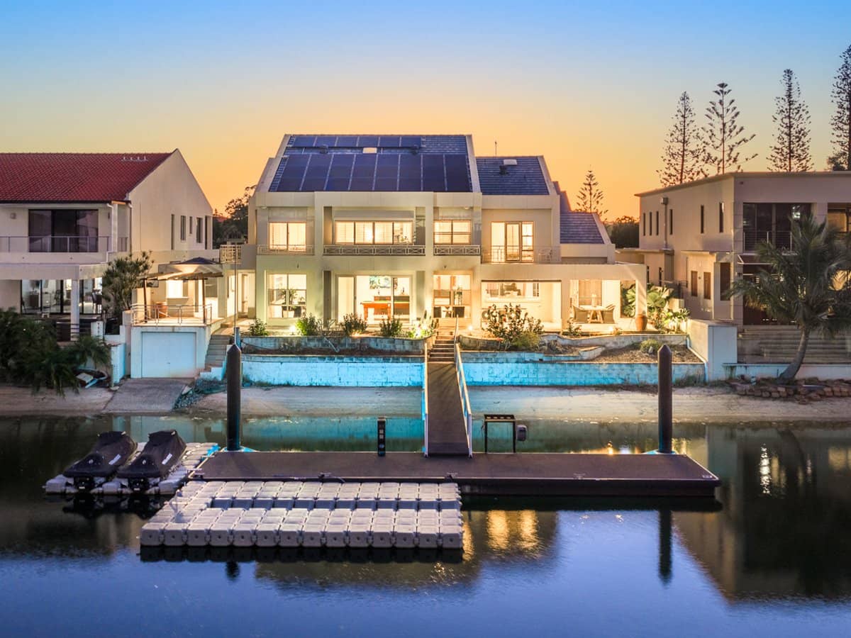 102 Commodore Drive, PARADISE WATERS - Thumbnail 8