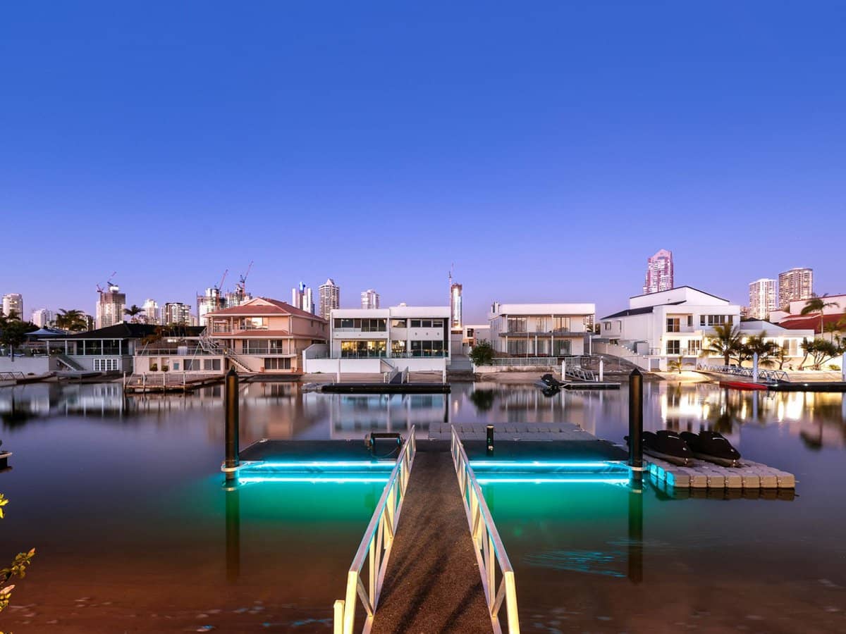 102 Commodore Drive, SURFERS PARADISE - Thumbnail 4