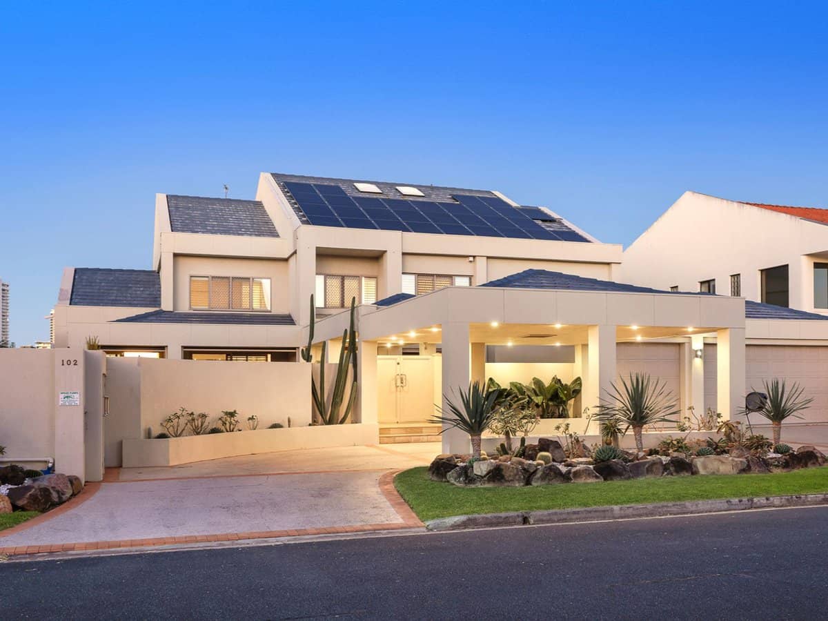 102 Commodore Drive, SURFERS PARADISE - Thumbnail 10