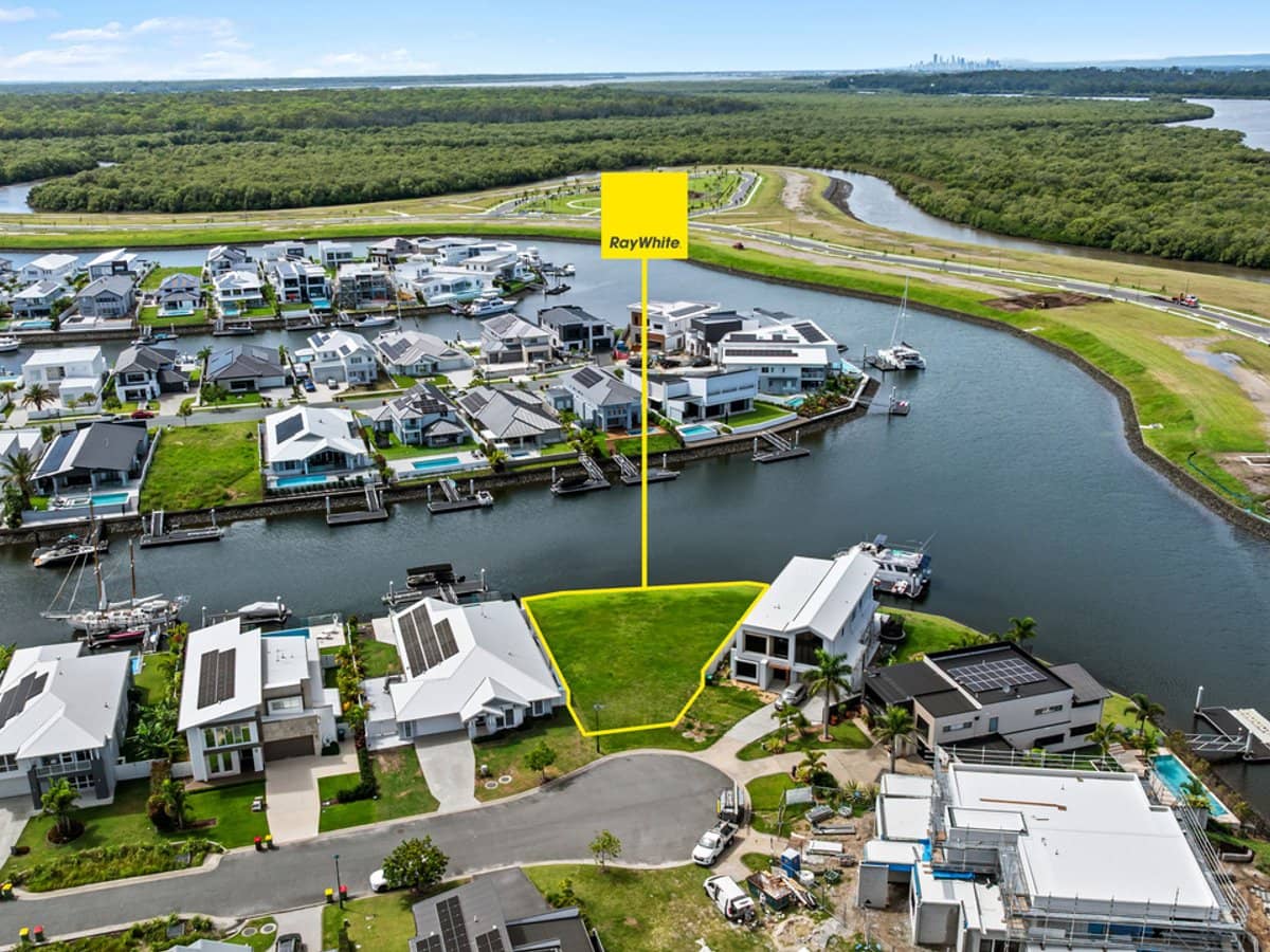 24 Frangipani Court, Jacobs Well - Thumbnail 4