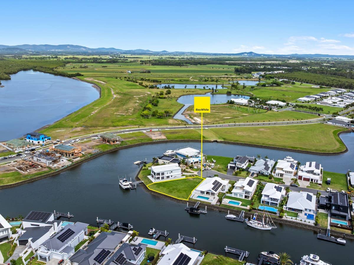 24 Frangipani Court, Jacobs Well - Thumbnail 6