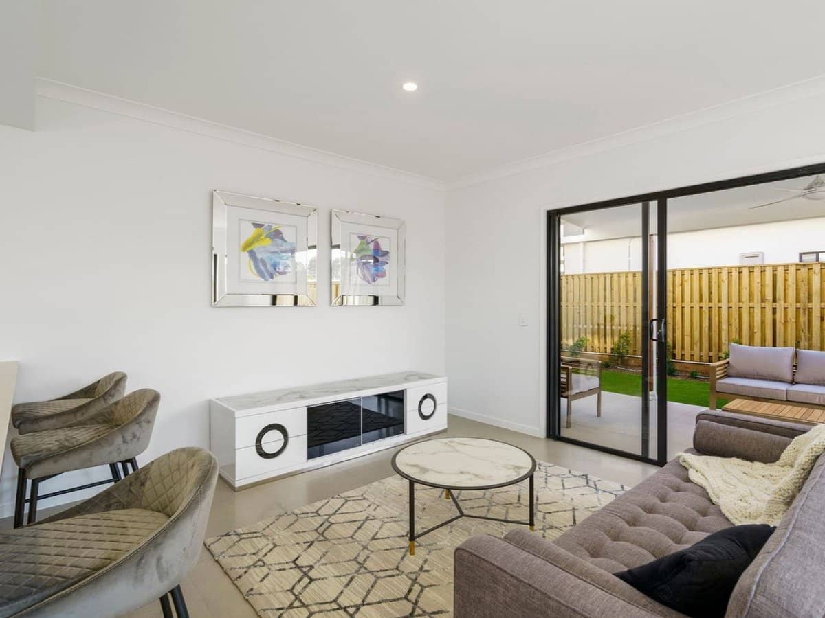 35 Sickle Avenue, Hope Island - Thumbnail 3