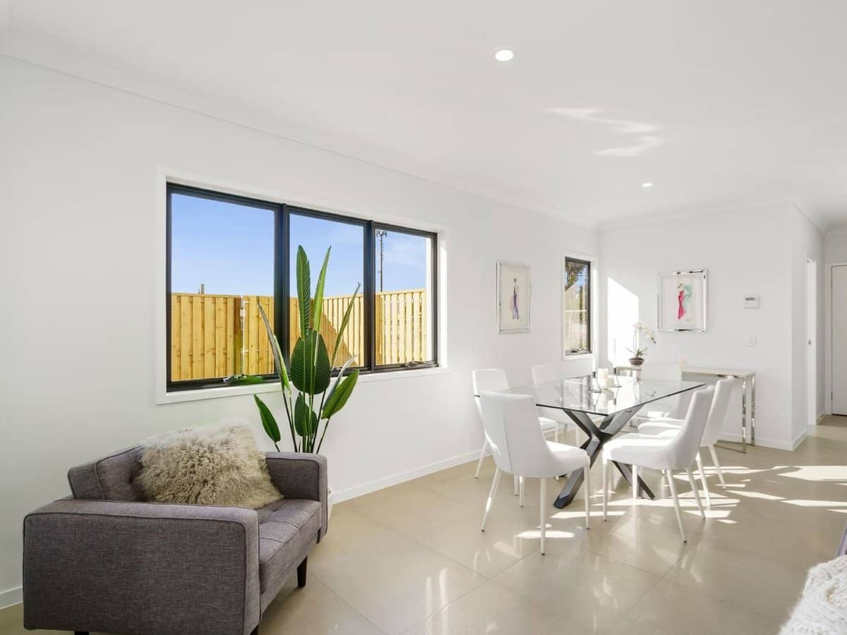 35 Sickle Avenue, Hope Island - Thumbnail 4