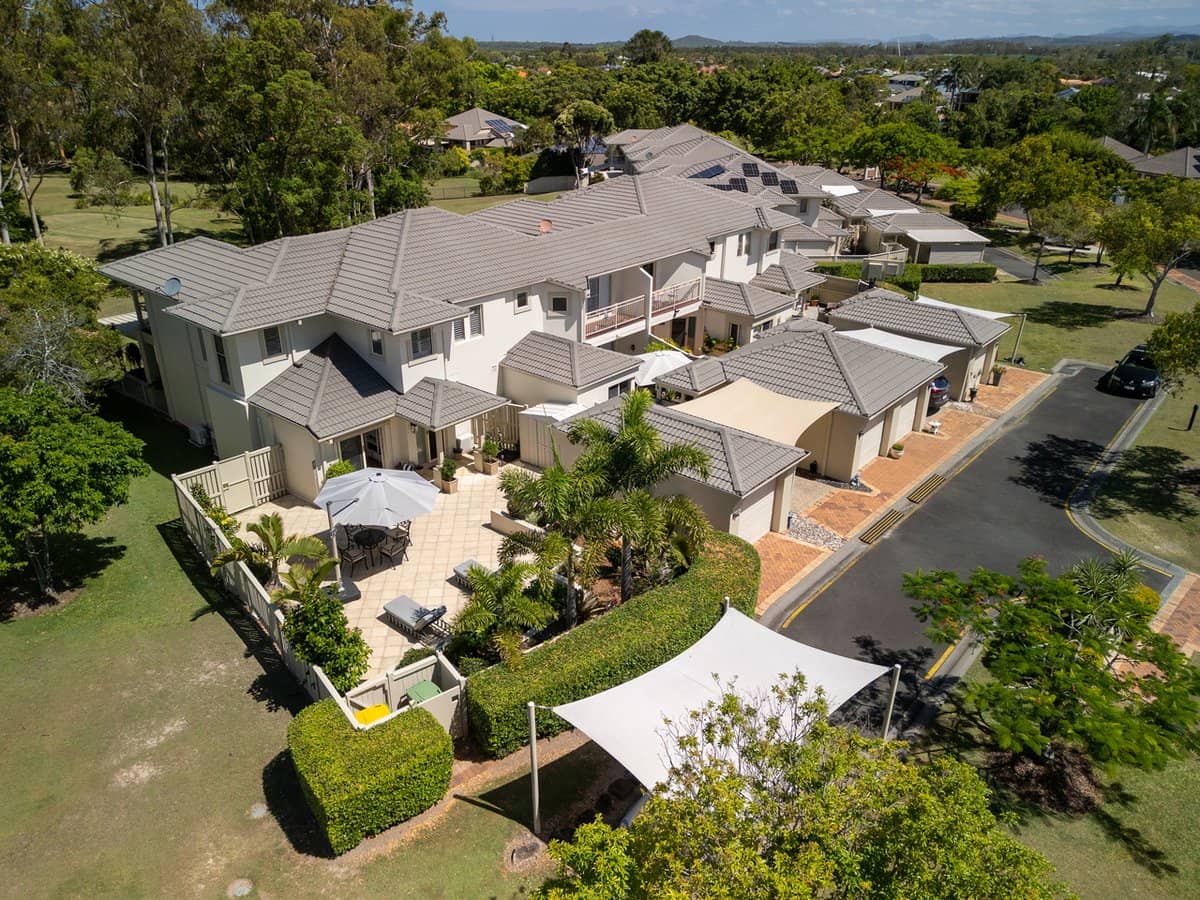 8139 Magnolia Drive West, Hope Island - Thumbnail 1