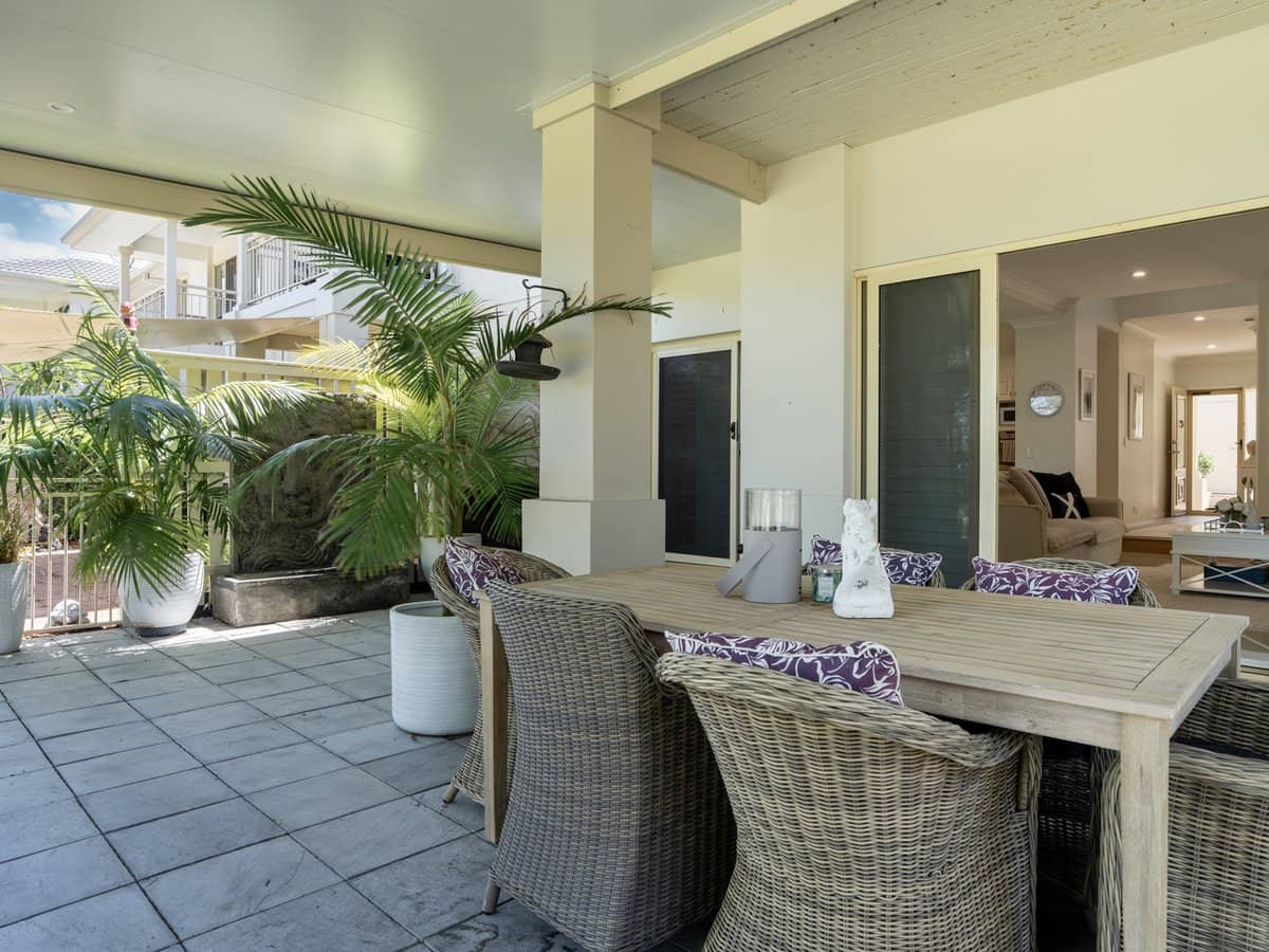 8139 Magnolia Drive West, Hope Island - Thumbnail 10