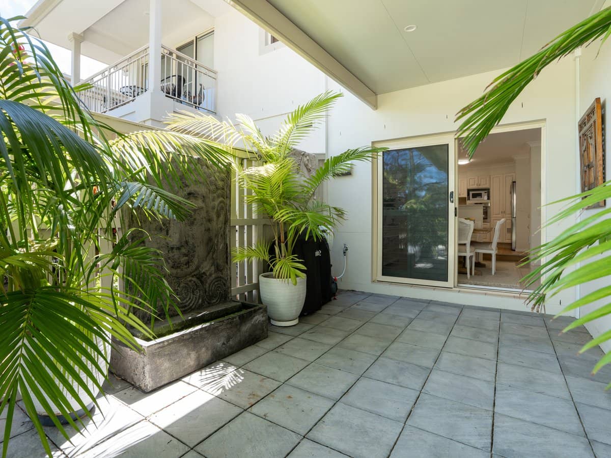 8139 Magnolia Drive West, Hope Island - Thumbnail 12