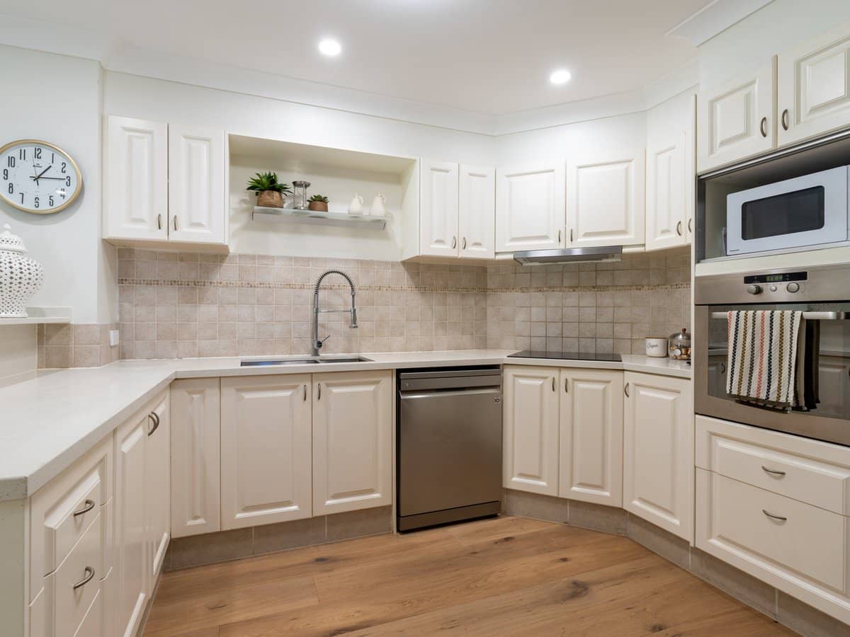 8139 Magnolia Drive West, Hope Island - Thumbnail 16