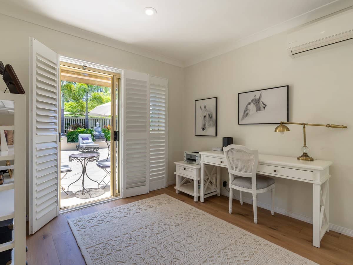 8139 Magnolia Drive West, Hope Island - Thumbnail 18