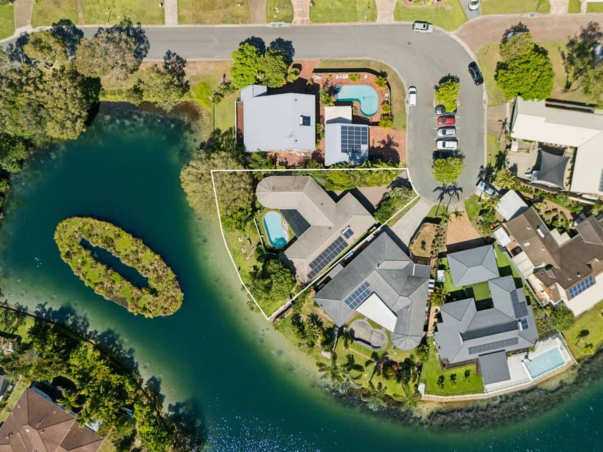 30 Peninsula Court, Mermaid Waters - Thumbnail 30