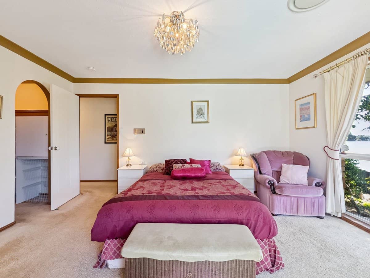 30 Peninsula Court, Mermaid Waters - Thumbnail 14