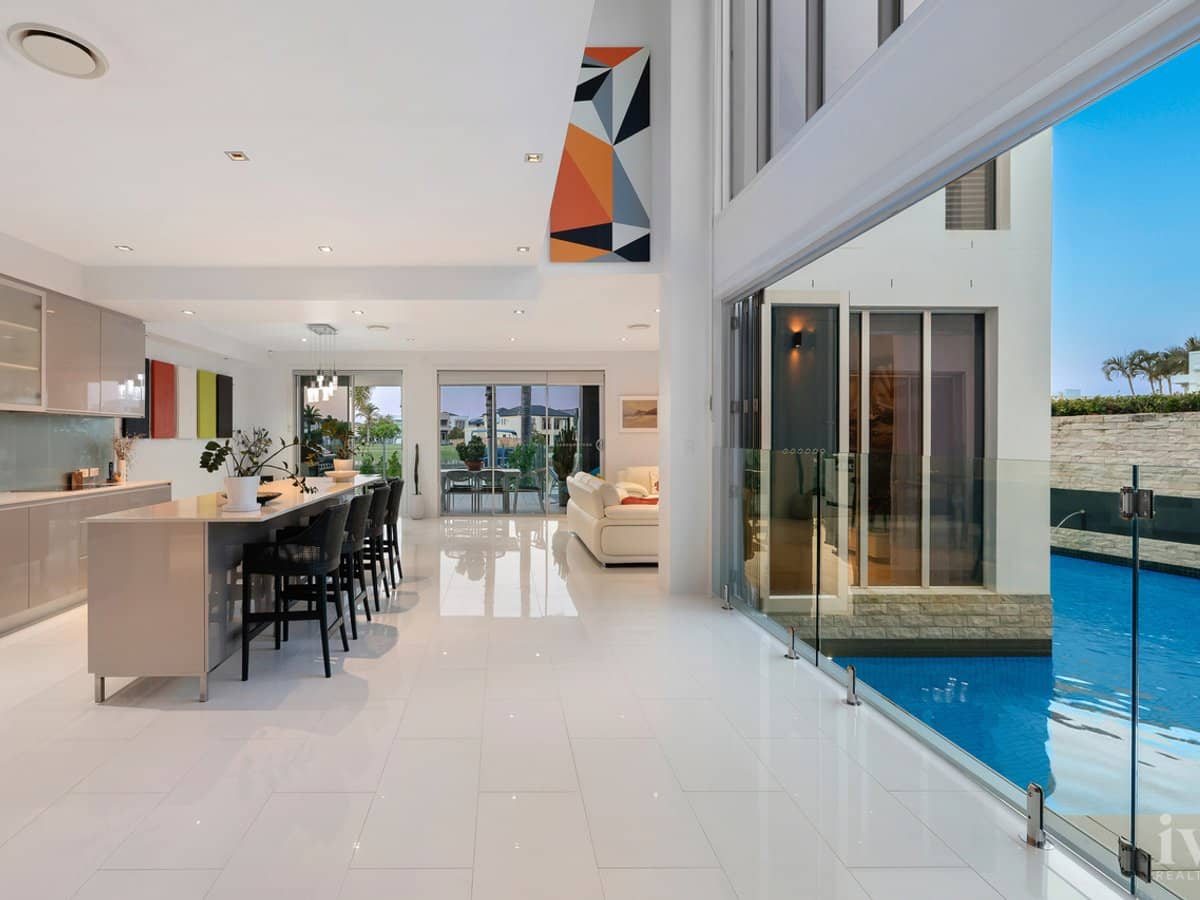 49 Royal Albert Crescent, Sovereign Islands - Thumbnail 4