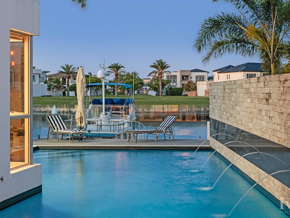 49 Royal Albert Crescent, Sovereign Islands - Thumbnail 14