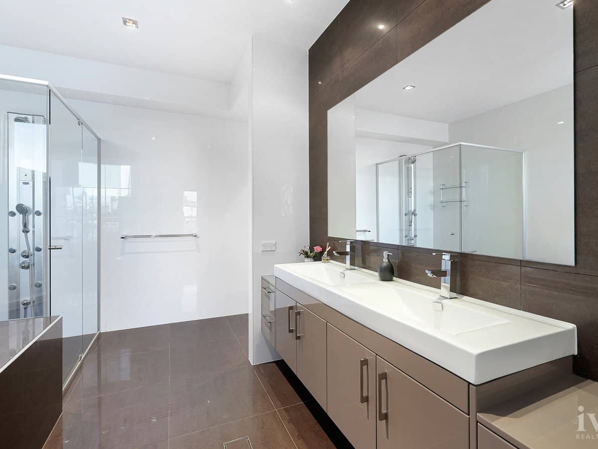 49 Royal Albert Crescent, Sovereign Islands - Thumbnail 25