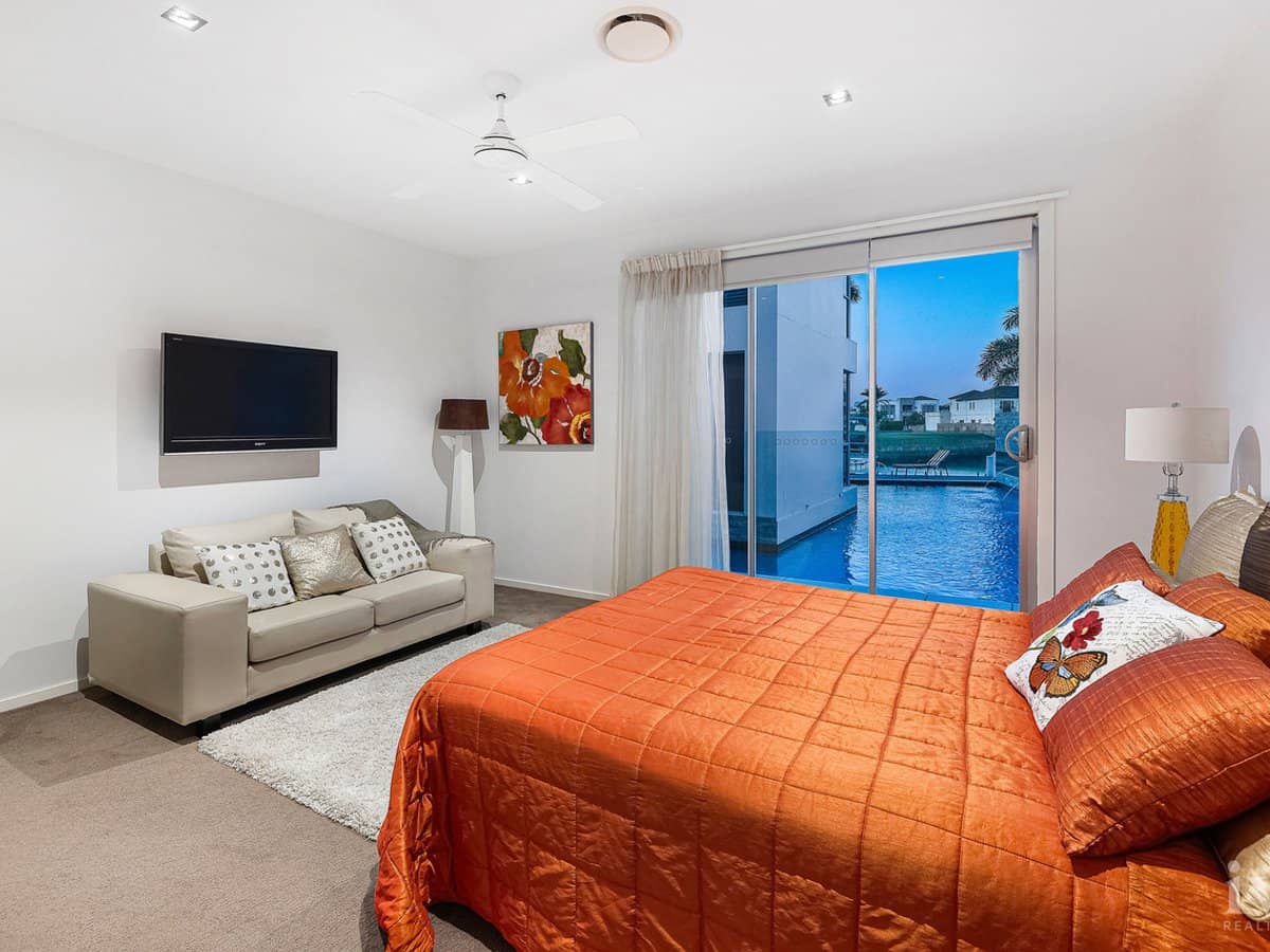 49 Royal Albert Crescent, Sovereign Islands - Thumbnail 26