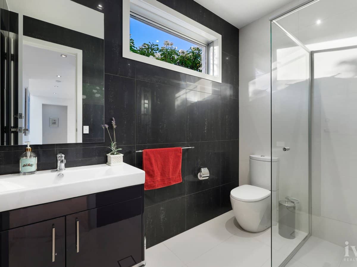 49 Royal Albert Crescent, Sovereign Islands - Thumbnail 29