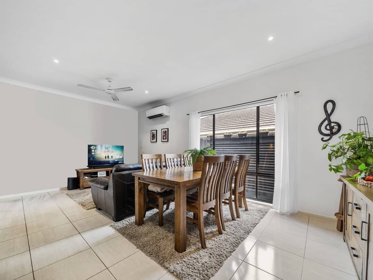 18 Rhone Drive, HOLMVIEW - Thumbnail 4