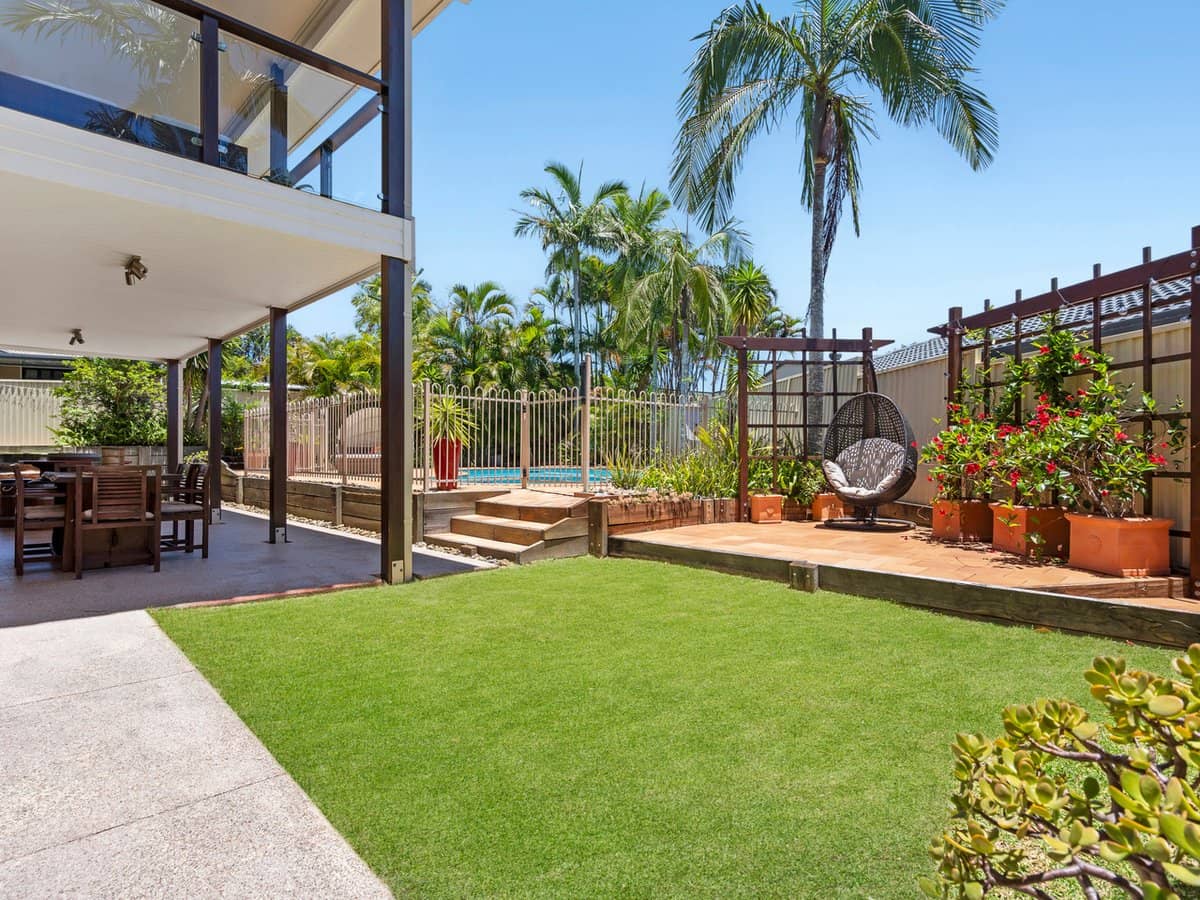 6 Goulburn Court, HELENSVALE - Thumbnail 1