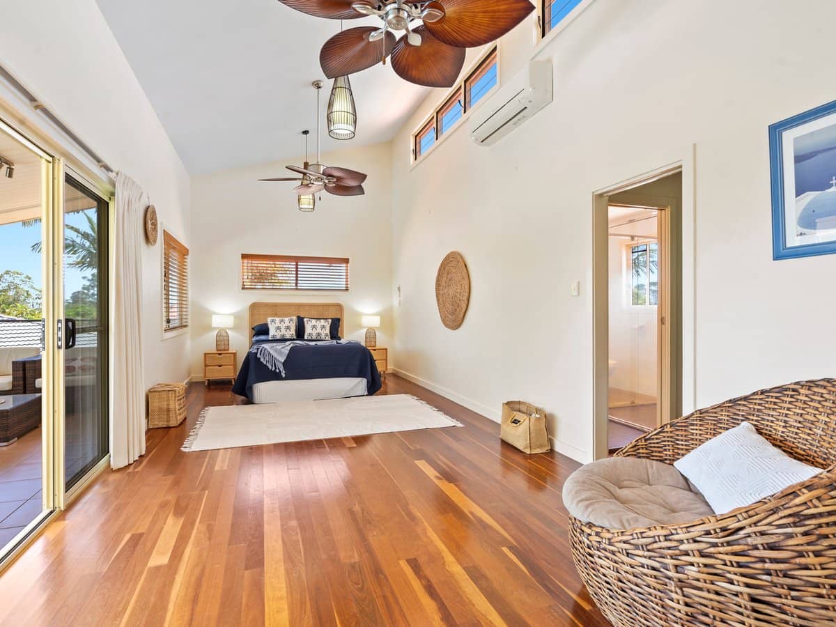 6 Goulburn Court, HELENSVALE - Thumbnail 5